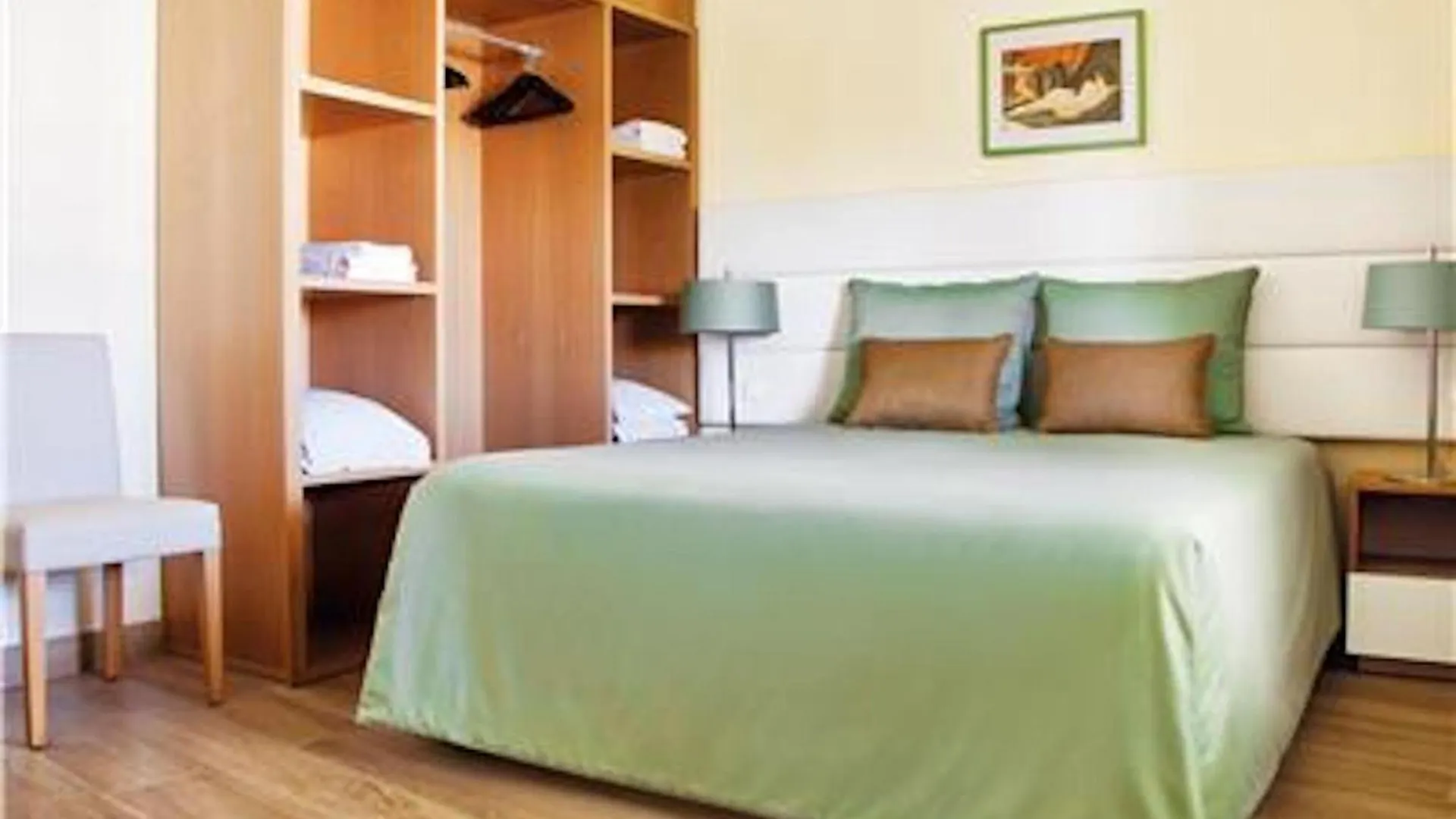 Amazing Aparthotel Apartments 2 Bedroom In Albufeira 0*,  Portugal