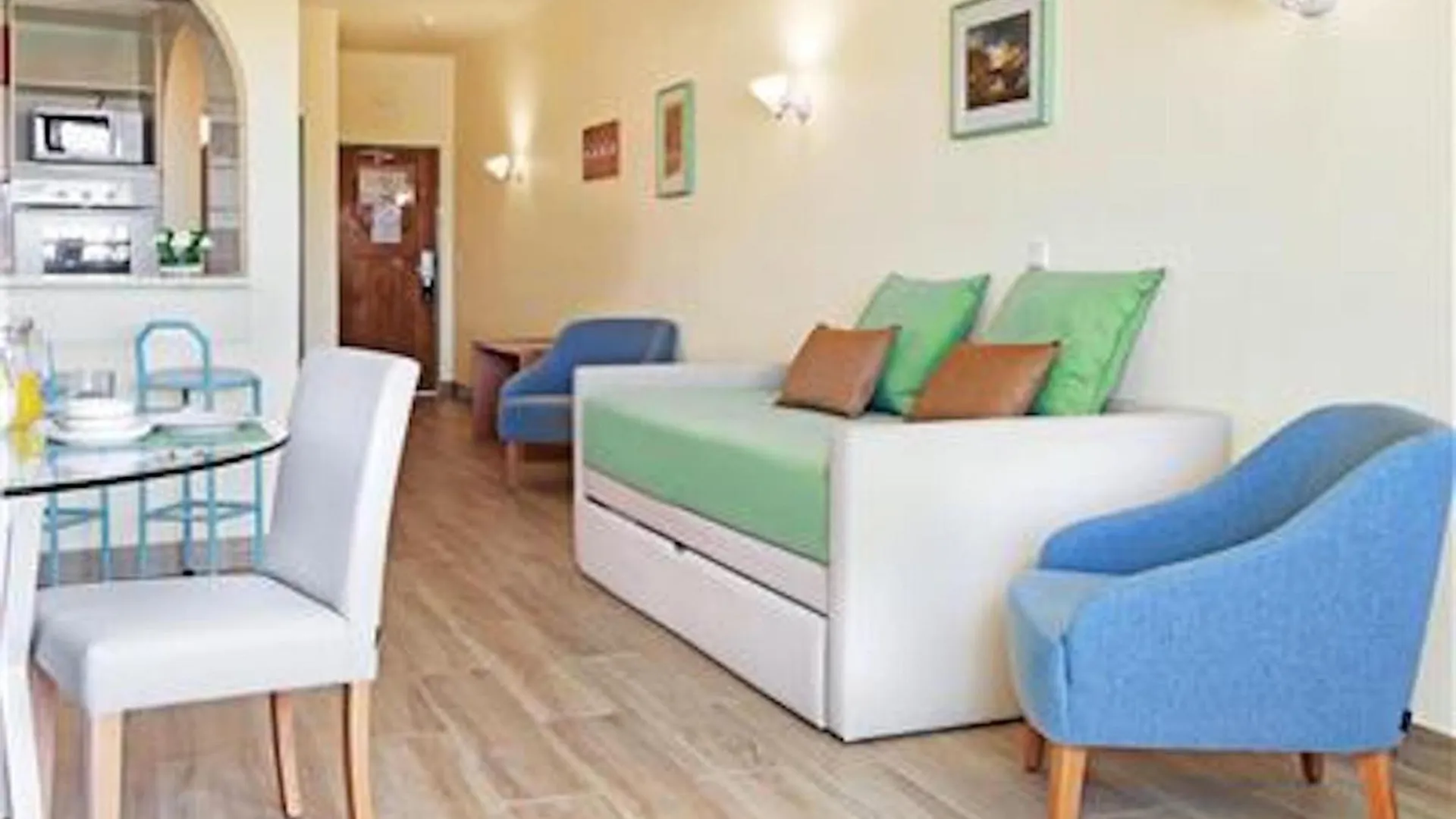 Amazing Aparthotel Apartments 2 Bedroom In Albufeira